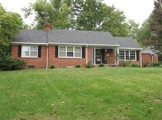 1510 S 41st St, Saint Joseph, MO 64507