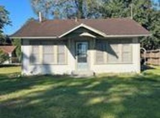 1811 N Travis St, Liberty, TX 77575