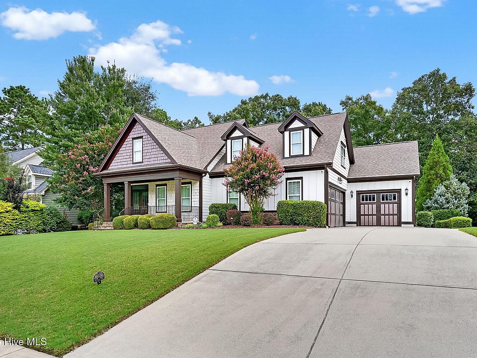 1st image of 243 Grantwood Drive
