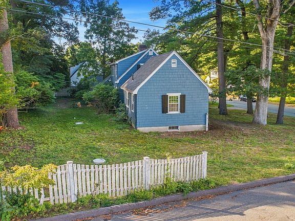 2nd image of 11 Homestead Rd