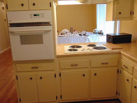 4th image of 109 Westminster Dr