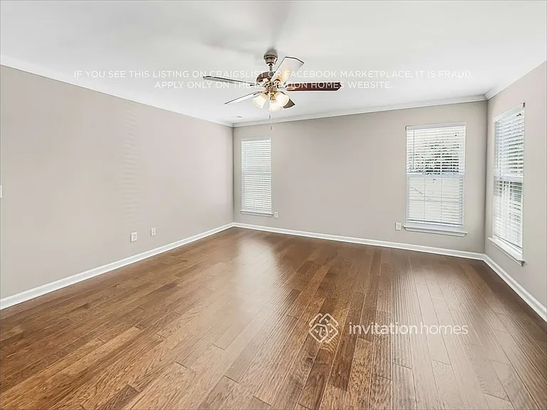 6918 Olmsford Dr — Photo 11