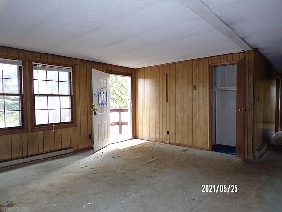 5th image of 1708 Wadsworth St