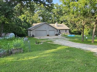 16919 W Todd School Rd, Glasford, IL 61533