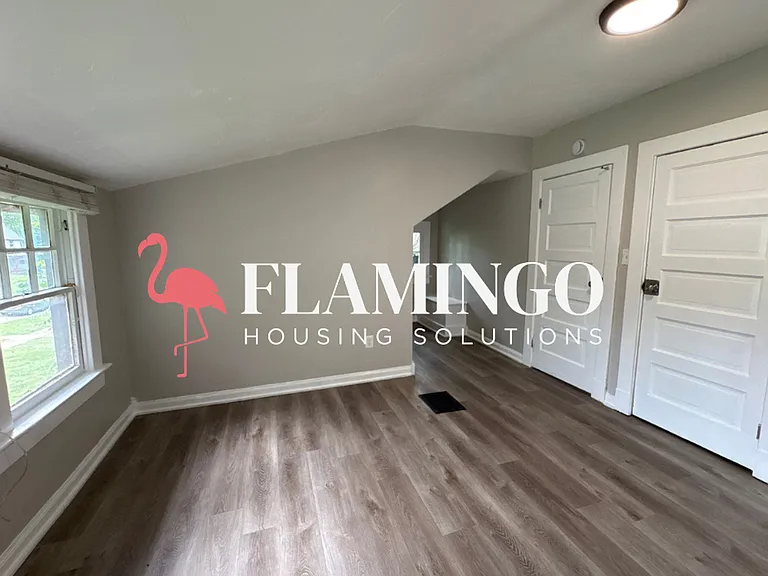 1225 Seneca Dr — Photo 11