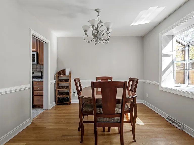 Common - Dining area