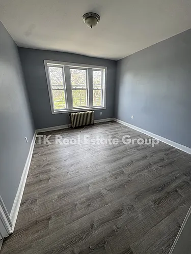 1084 Kennedy Blvd Photo 1