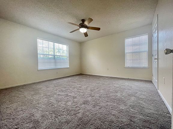 4th image of 4009 Dancing Cloud Ct Unit 32