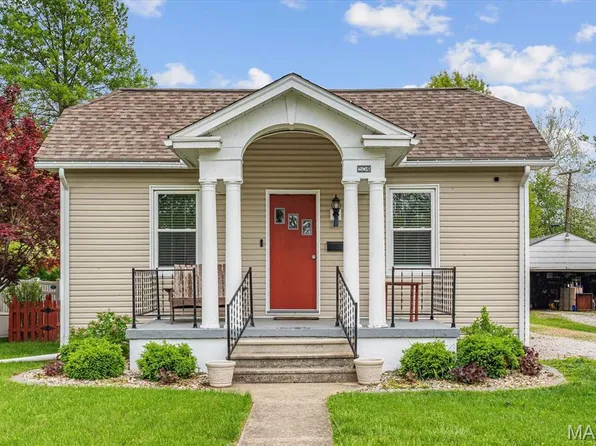504 S Vine St, O'Fallon, IL 62269