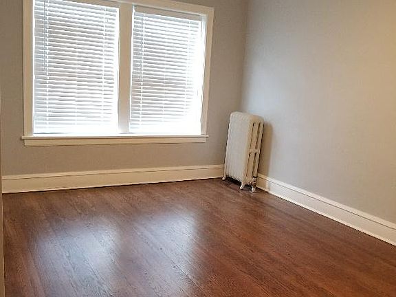 5th image of 2643 N Kostner Ave