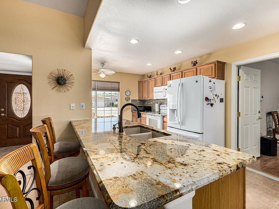1st image of 10722 W SEQUOIA Drive