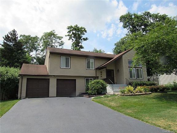 2nd image of 371 Byron Ln