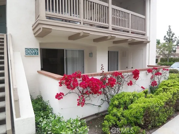 8707 E Indian Hills Rd Unit J, Orange, CA 92869