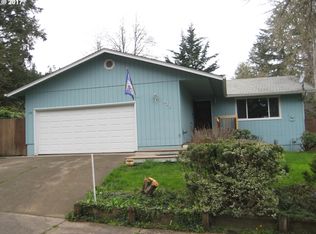 935 S V Ct, Cottage Grove, OR 97424