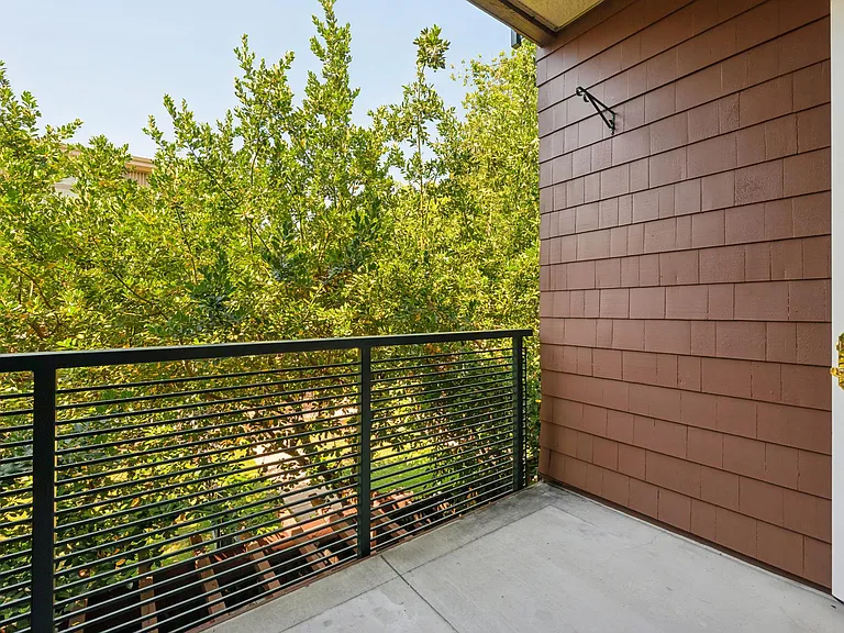 435 Sheridan Ave #201 — Photo 19