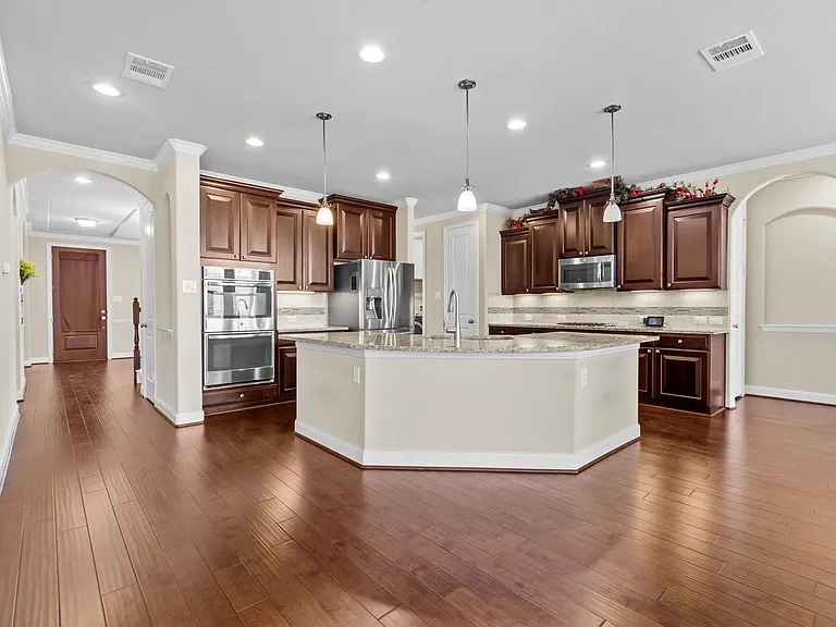 3704 Ashbury Rd — Photo 14