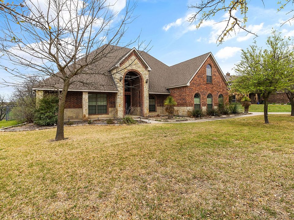 1st image of 389 Scenic View Dr