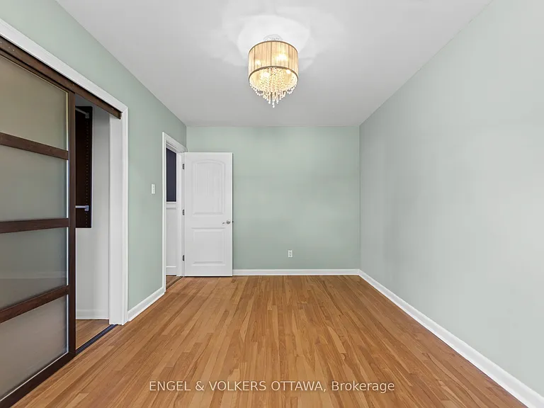 855 Weston Dr — Photo 17