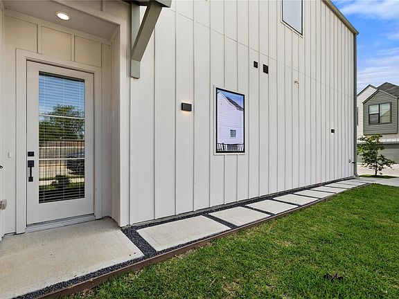 4th image of 8423 Pech Landing Dr