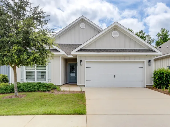 121 Lightning Bug Ln, Freeport, FL 32439