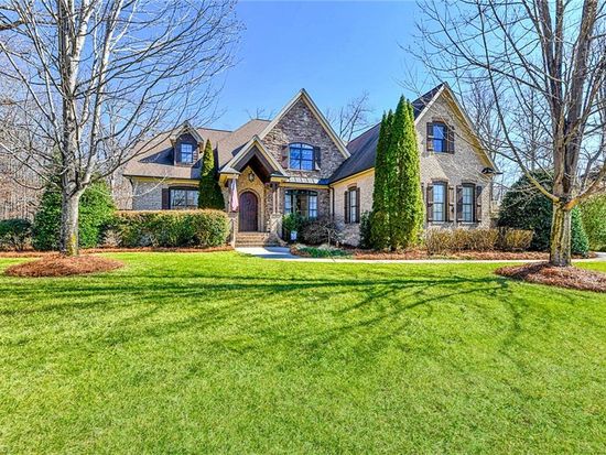 7618 Charles Place Dr, Kernersville, NC 27284