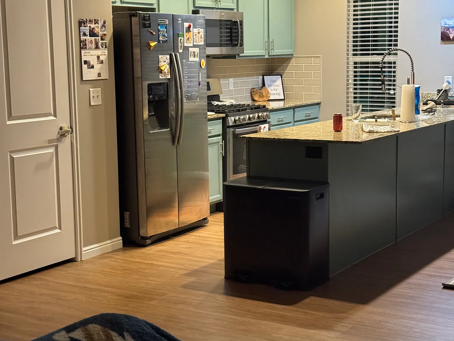 3 bed, 2134 sqft, $2,495 — Photo 2