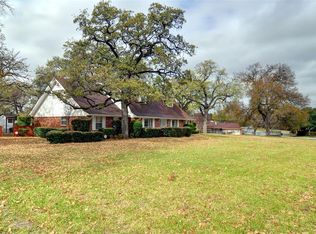 2208 Muse St, Fort Worth, TX 76112