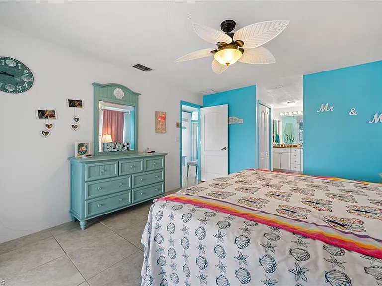1408 SW 23rd St — Photo 18
