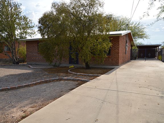 2nd image of 2921 N Flanwill Blvd