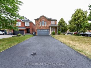 25 Blackcherry Ln, Brampton, ON L6R 2Y5