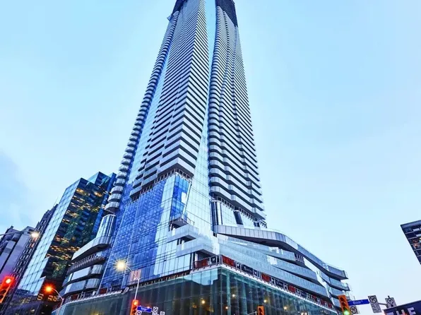 1 Bloor St E Unit 1704, Toronto, ON M4W 0A8