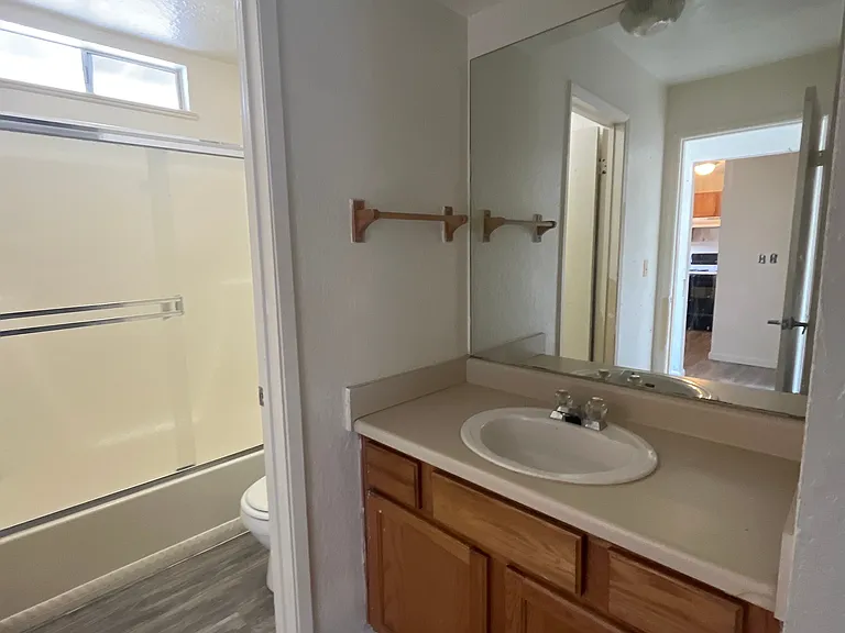 145 Michelle Dr #KM5 — Photo 3