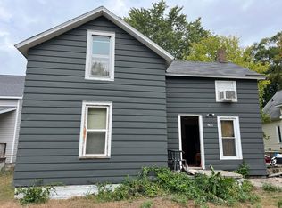 405 E Melendy St, Ludington, MI 49431