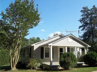 5897 Ridge Rd, Seagrove, NC 27341