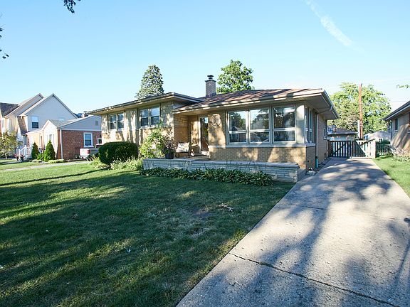 3rd image of 813 Newberry Ave