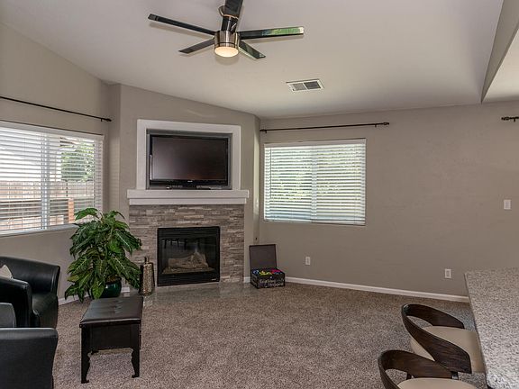2nd image of 3686 N Denali Ave