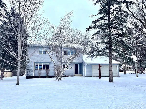 3207 Park Dr, Saint Cloud, MN 56303