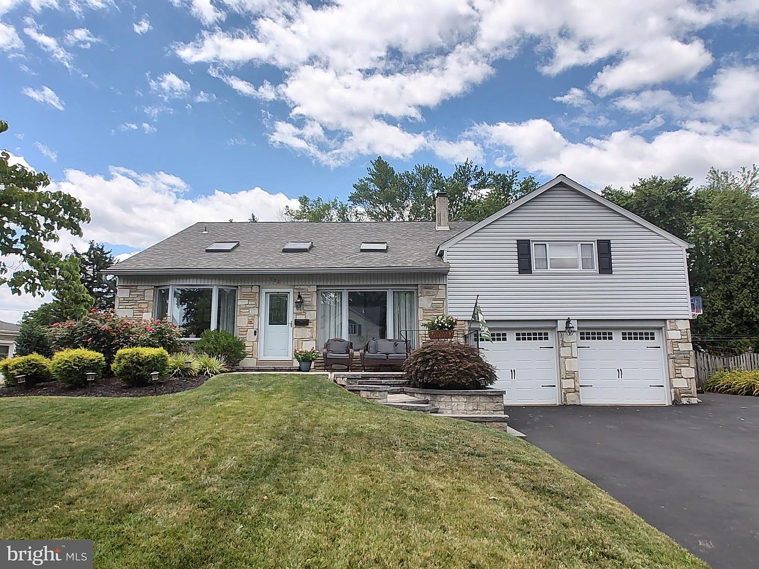 798 Meadowood Ln, Warminster, PA 18974 Zillow