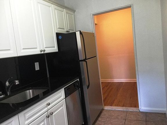 4th image of 4241 Corporal Kennedy St #2nd