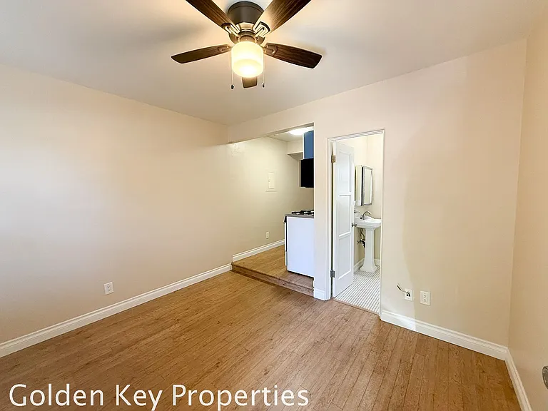 1784 N Coast Hwy N #1 — Photo 2