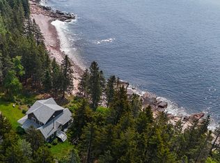 310 Red Point Road, Swans Island, ME 04685
