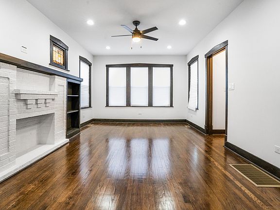 2nd image of 5526 S Albany Ave