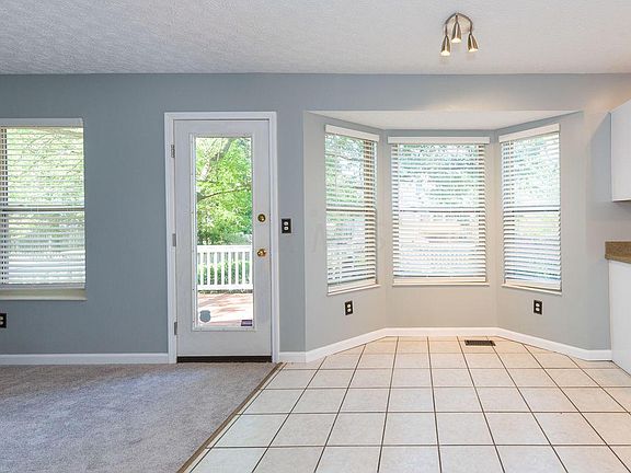 5th image of 6066 Carmell Dr