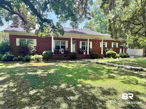 413 Wiggins Rd, Frisco City, AL 36445