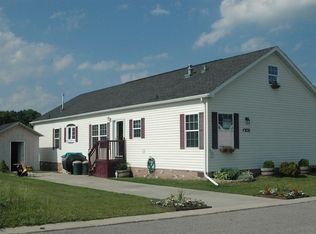 9962 Bellcrest Blvd, Fenton, MI 48430