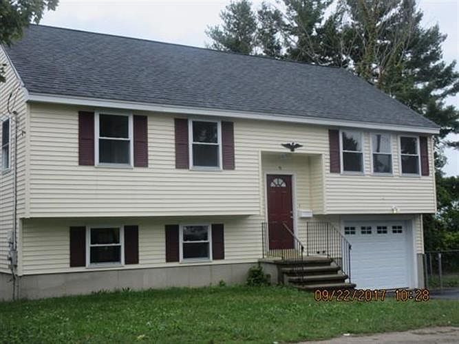 1st image of 9 Woodland Ct