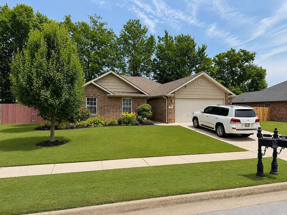 1st image of 3922 W Tanyard Dr