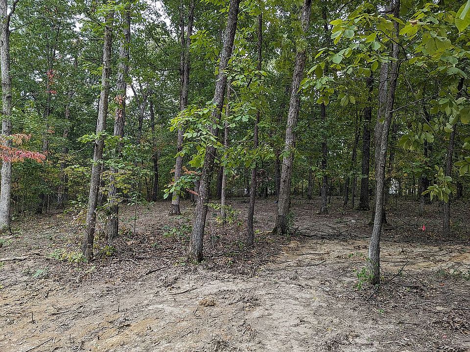 2nd image of 1734 Sweet Tree Ln