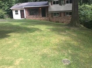 801 Vanderbilt Ct NW, Atlanta, GA 30318