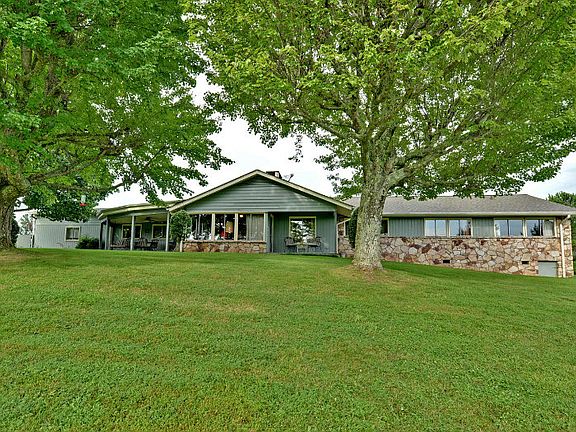 3rd image of 178 Tanasi Dr